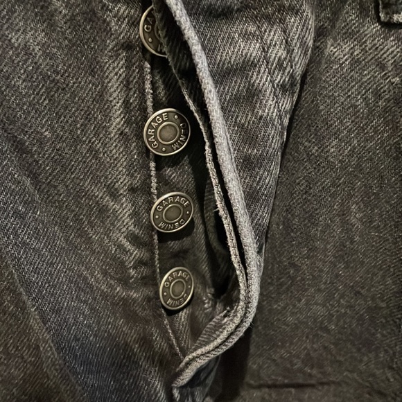 Garage vintage black denim Bermuda shorts - Picture 2 of 2